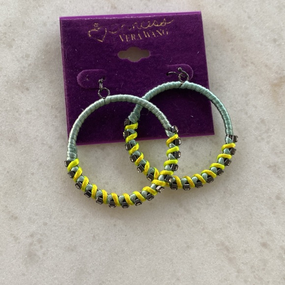 Princess by Vera Wang hoop earrings NWT - Picture 3 of 4